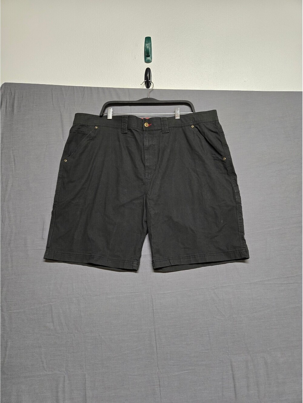 NWT Coleman Black Casual Chino Shorts with Button Closure 44